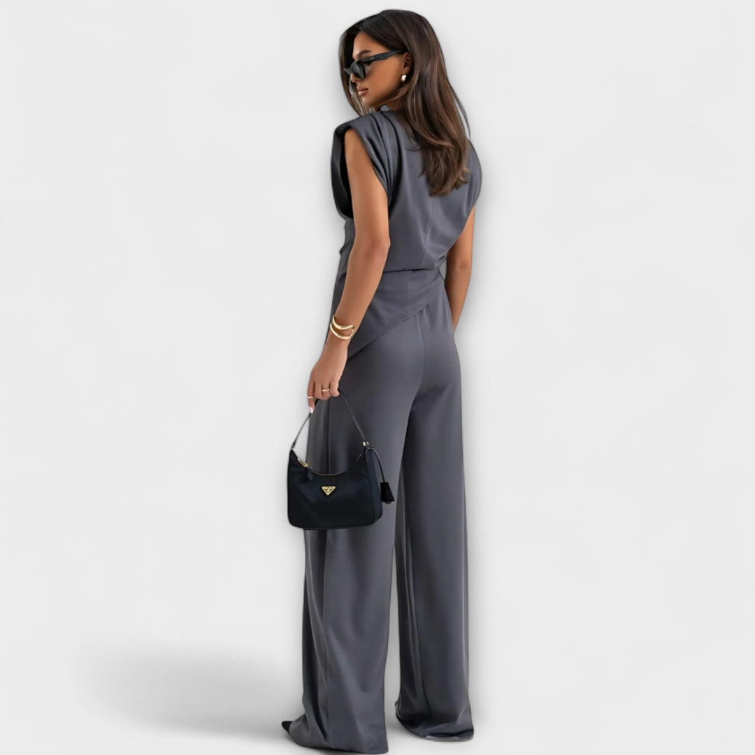 Michaela – Asymmetrischs Set mit dramatische Schultere