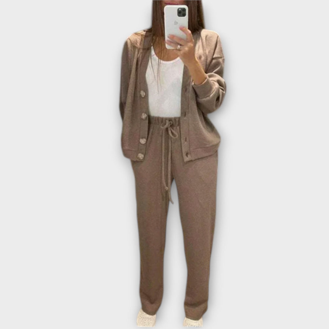 Chantal – Set us Cardigan und Hose