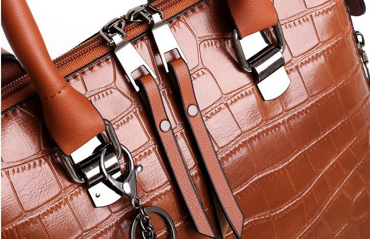 Evelyn – Eleganz für de Alltag, 4-teiligs Lädertasche-Set