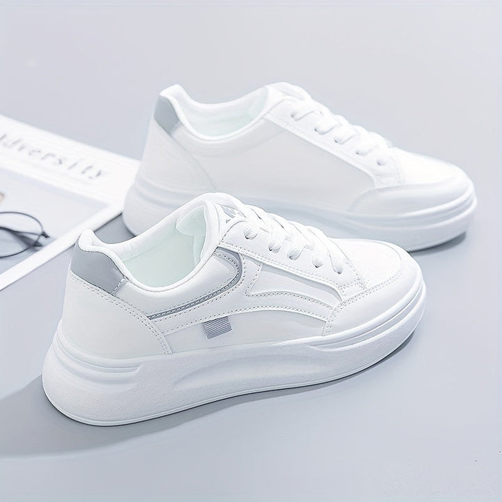 Chic weiße Sneakers mit leichtem Tragekomfort