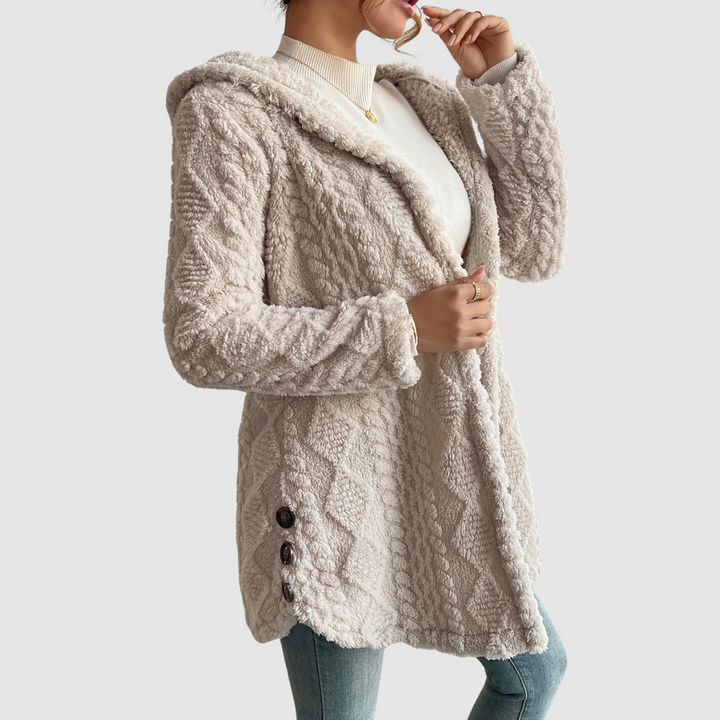Barbora – Strickjacke mit Kapuze aus Kunstfell