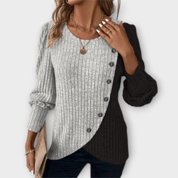 Nostalgia - Lila-schwarzer Pullover mit Colour-Block