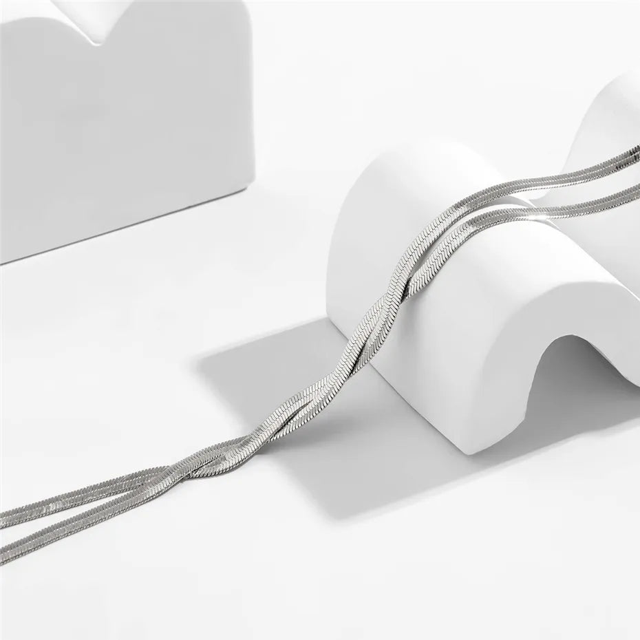 Eleganti langi Halschätti mit verstellbarem Schlangedesign