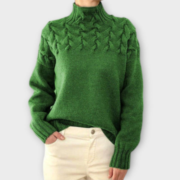 Eva – Damenpullover mit detailliertem Zopfmuster