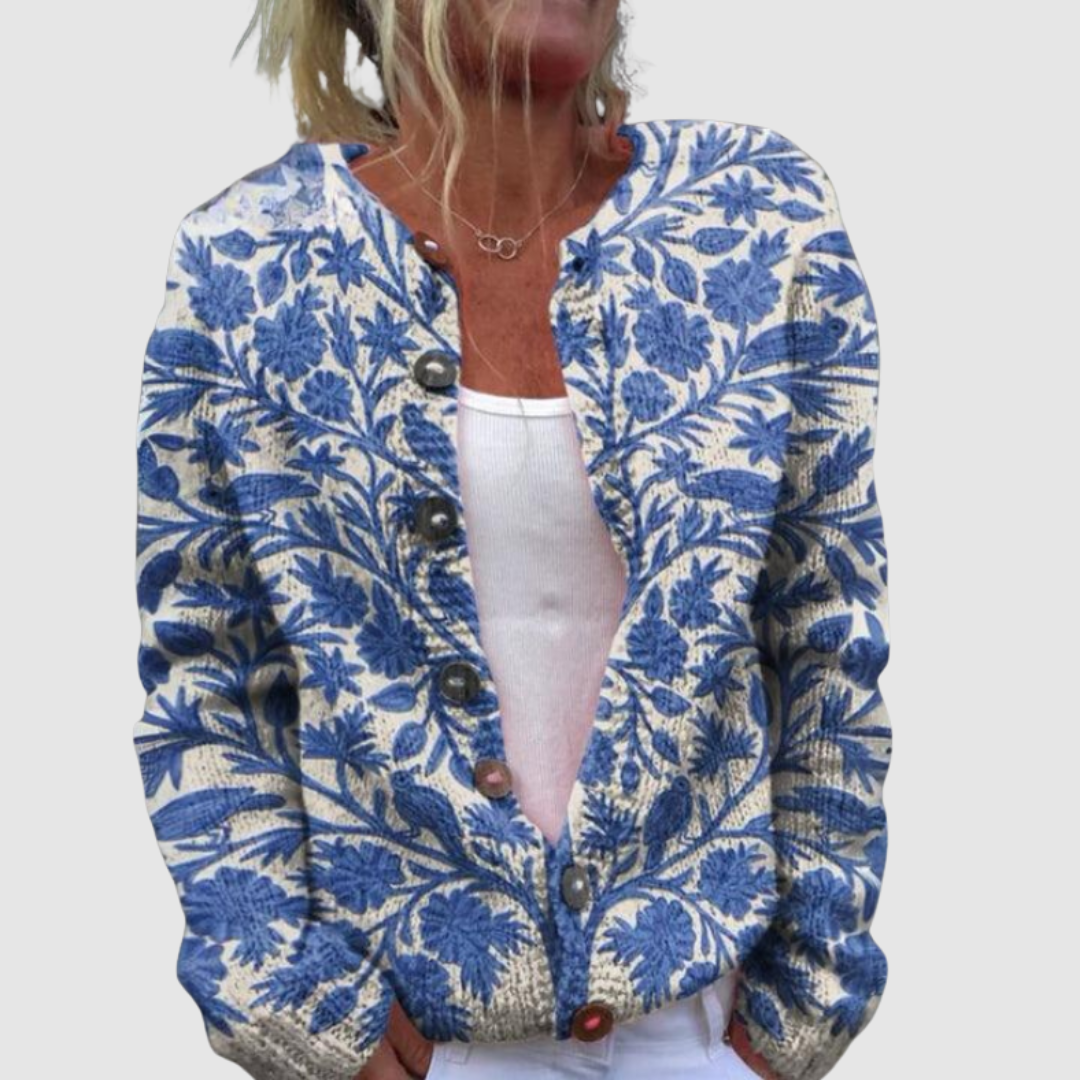 Josefína – Strickjacke mit Blumenmuster