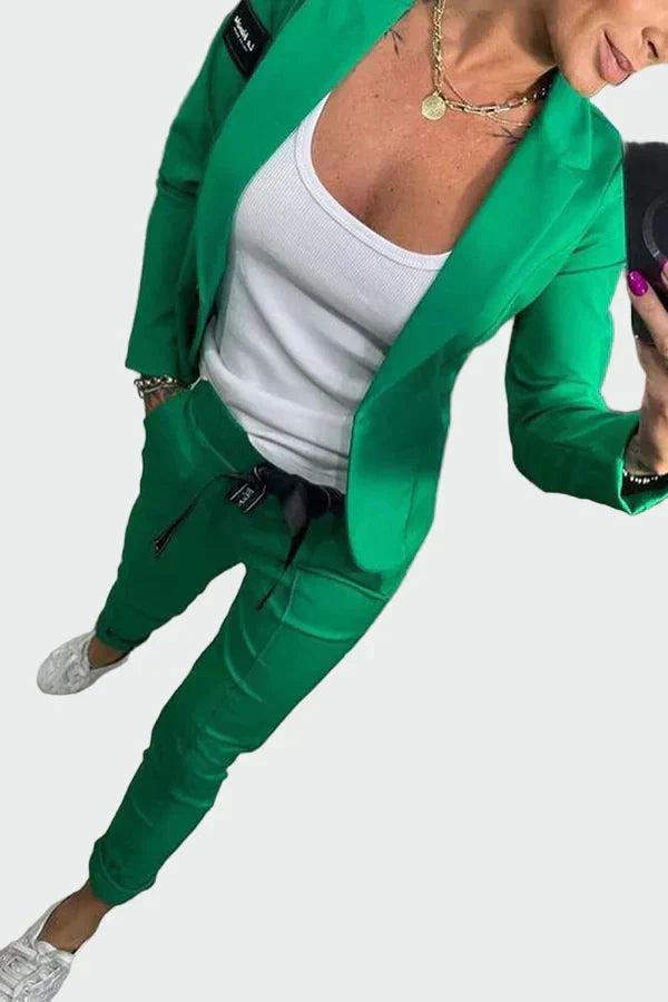 Ella – Lässigs Hose-und-Blazer-Set für Dame