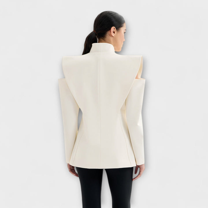 Valeria - Cremefarbener skulpturaler Schulterblazer
