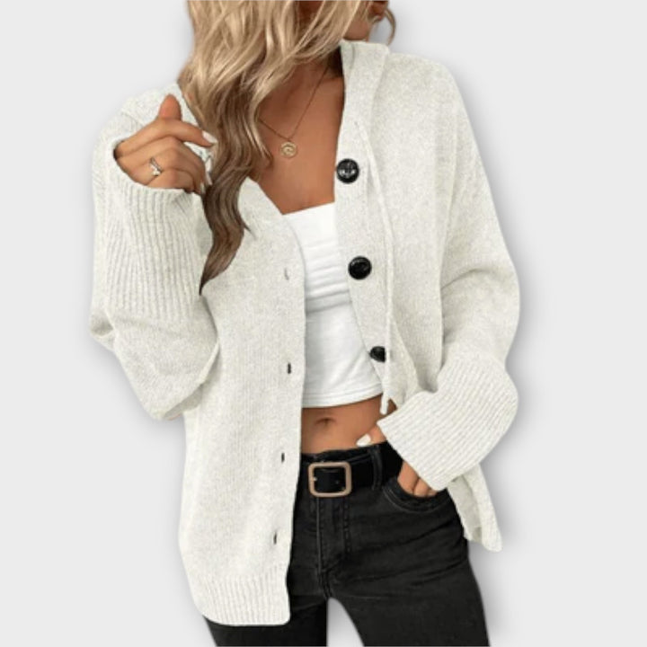 Brittan – Gstrickte Pullover mit Chnöpf