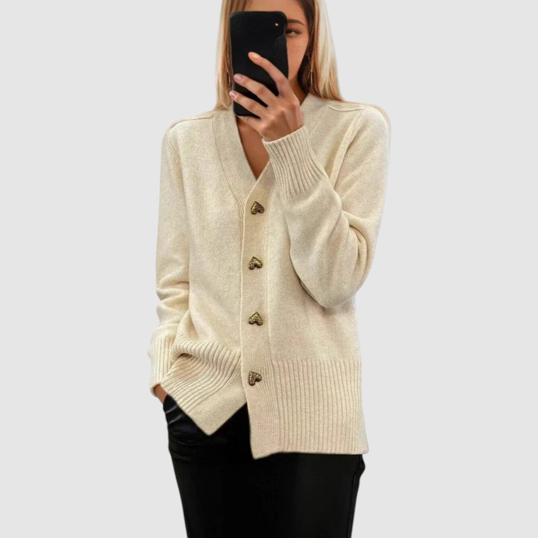 Nela – Klassischi eleganti Strickjacke