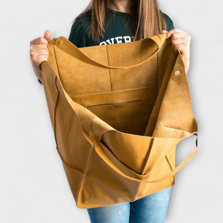 Krista – Übergrossi Wucheendtasche
