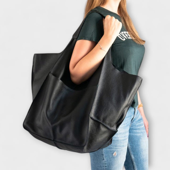 Krista – Übergrossi Wucheendtasche