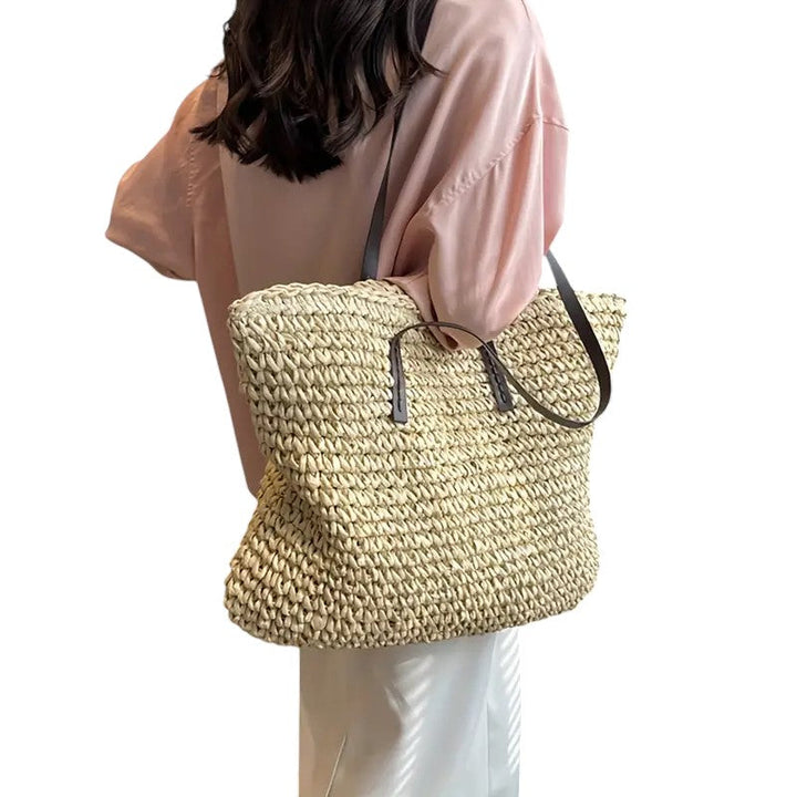 Cécile. – G'webti Tasche