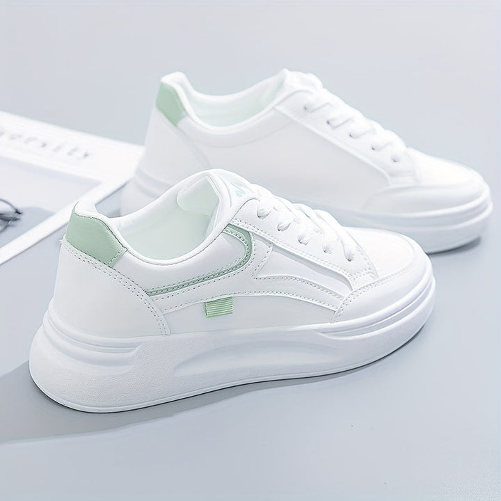 Chic weiße Sneakers mit leichtem Tragekomfort