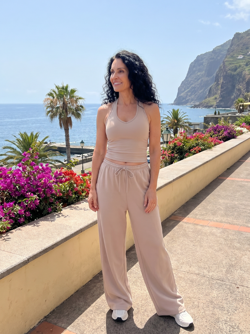 Helena | Ärmelloses Top mit Rundhalsausschnitt und Hose mit weitem Bein im Set