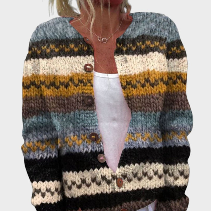 Eva – Härbschtliche Blueme-Cardigan