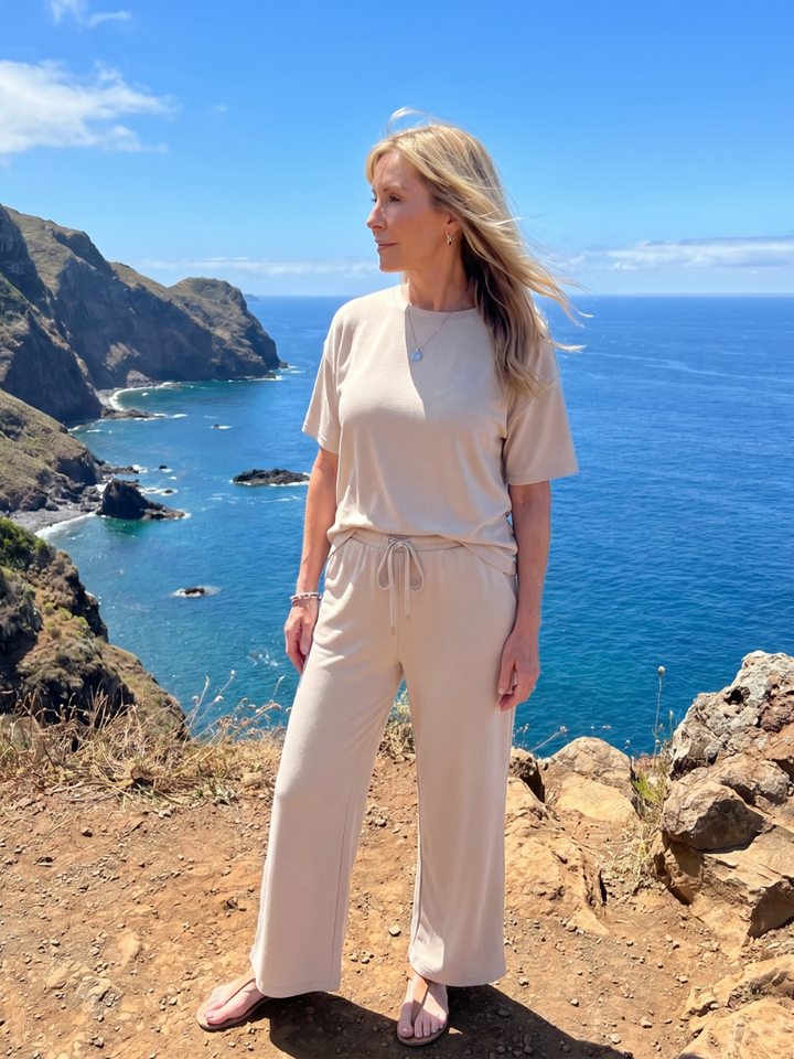 Wihel | Kurzarm-Set mit Kordelzug an der Taille und Hose mit geradem Bein