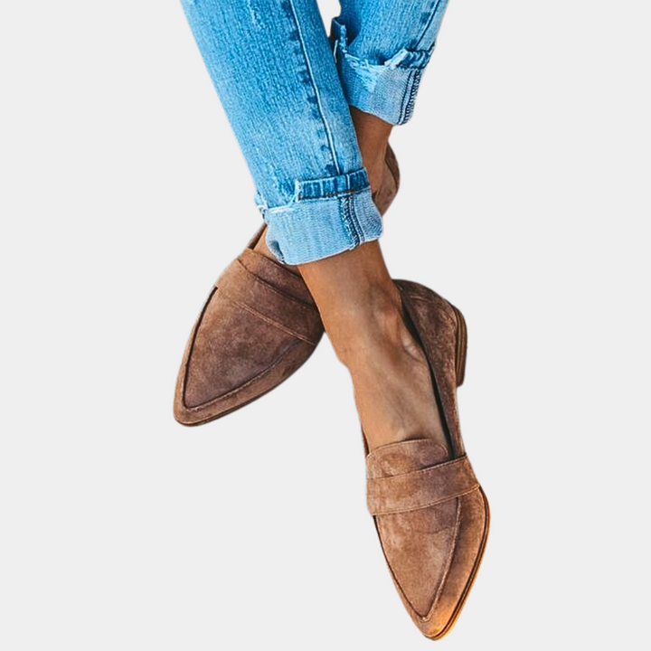 Ottilie – Schwarzi spitzigi Wildleder-Loafer