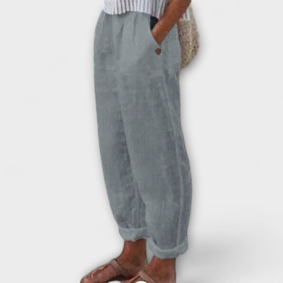 Clara – Hose mit weichem Bund und seitlichen Taschen