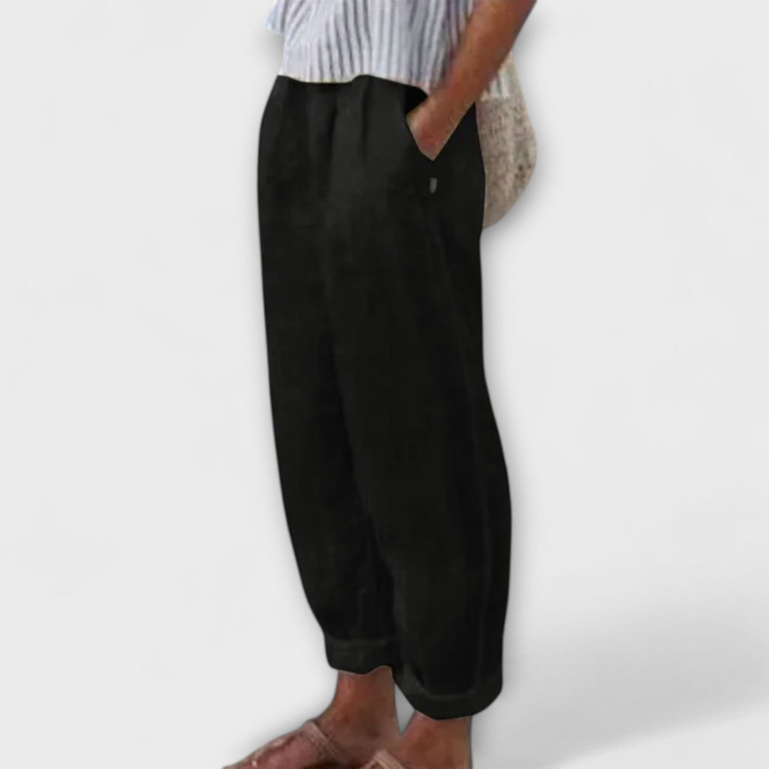 Clara – Hose mit weichem Bund und seitlichen Taschen