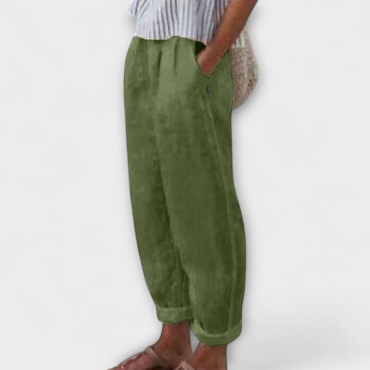Clara – Hose mit weichem Bund und seitlichen Taschen