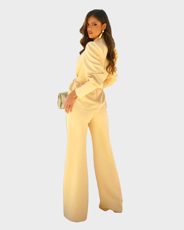 Jadwiga – Elegants Set für Verastaltige