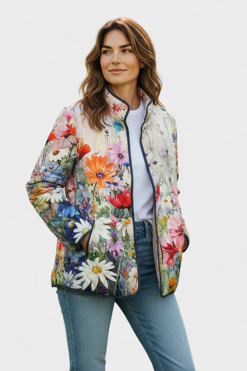 Hedvika – Steppjacke mit Blütendruck