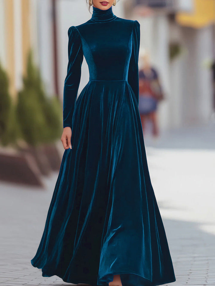 Éléonore | Samt-Maxikleid mit Stehkragen