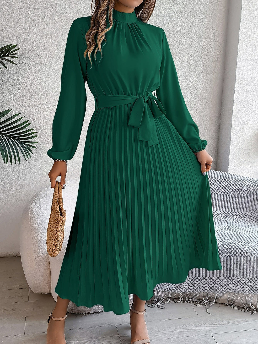 Martine | Plissierts Maxi-Chleid mit Gürtel