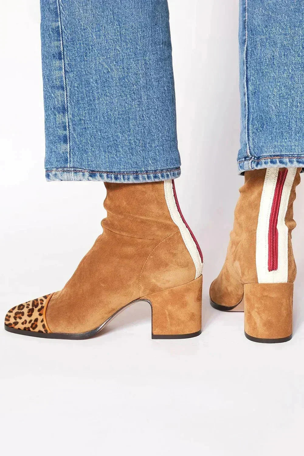 Alma – Veloursleder-Stiefelette mit Absatz