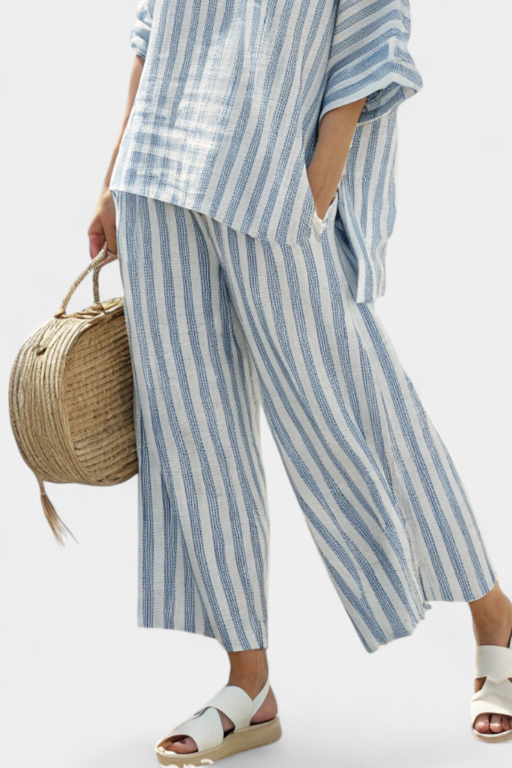 Elegants blau gstreifts Leinen-Top & lässigi Hose