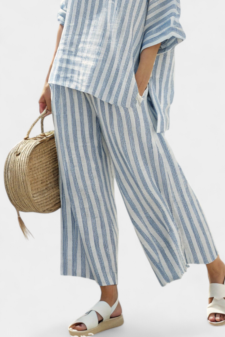 Elegants blau gstreifts Leinen-Top & lässigi Hose