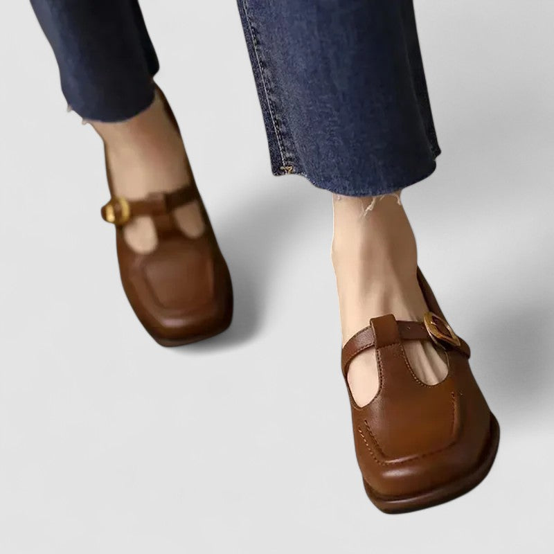 Kyrahnae | Mary-Jane-Schuhe mit orthopädischem T-Riemen