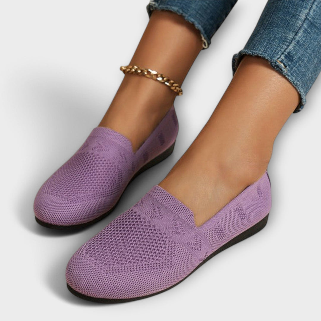 Adelheid – Hellblaui Strick-Loafer