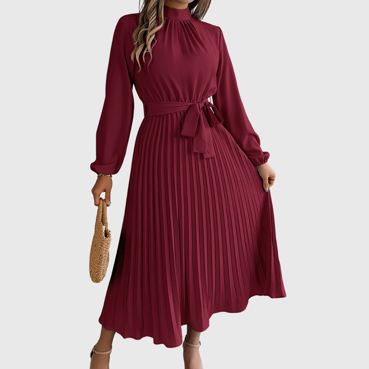 Martine | Plissierts Maxi-Chleid mit Gürtel