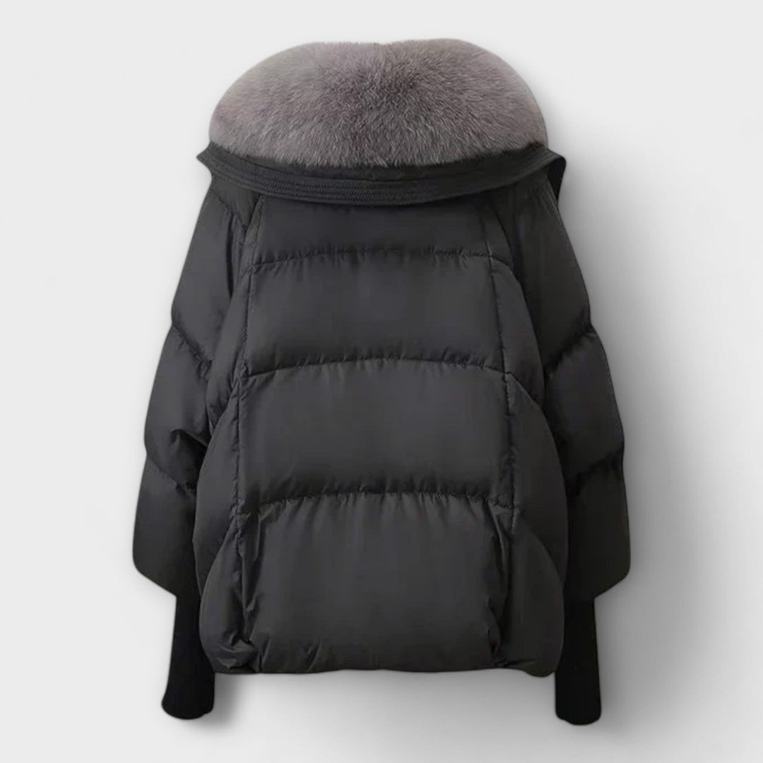 Lucyna - Schwarze elegante Jacke mit Pelzkragen