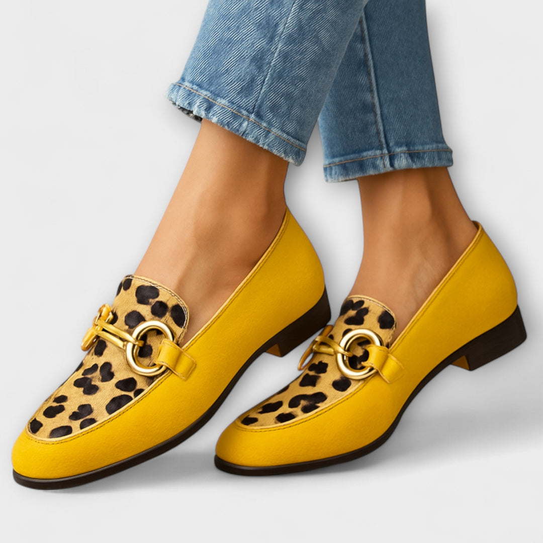 Roswitha – Gälbi Loafer mit Leopardä-Akzent