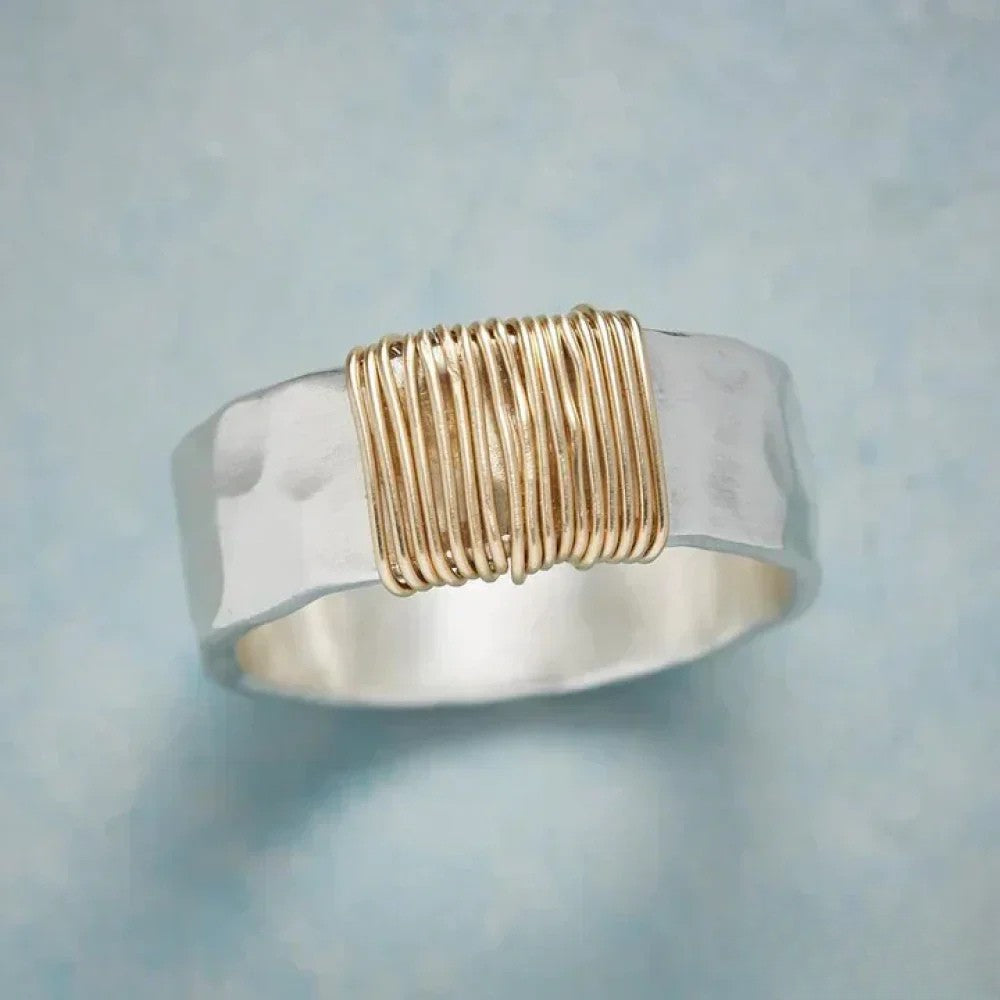 Vintage-Ring mit Fäde