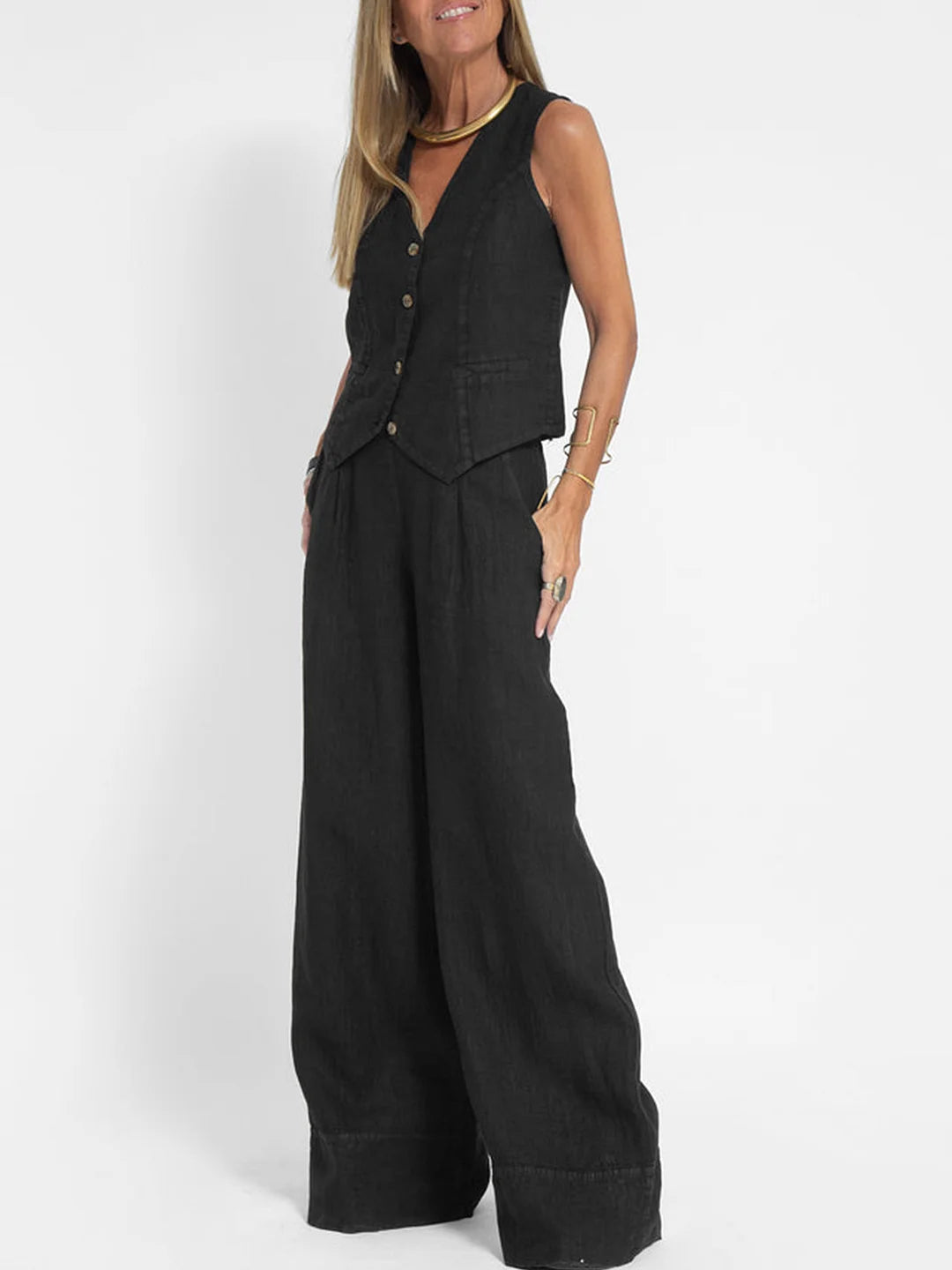 Aira - Ensemble Weste mit Knöpfen und weite Hose