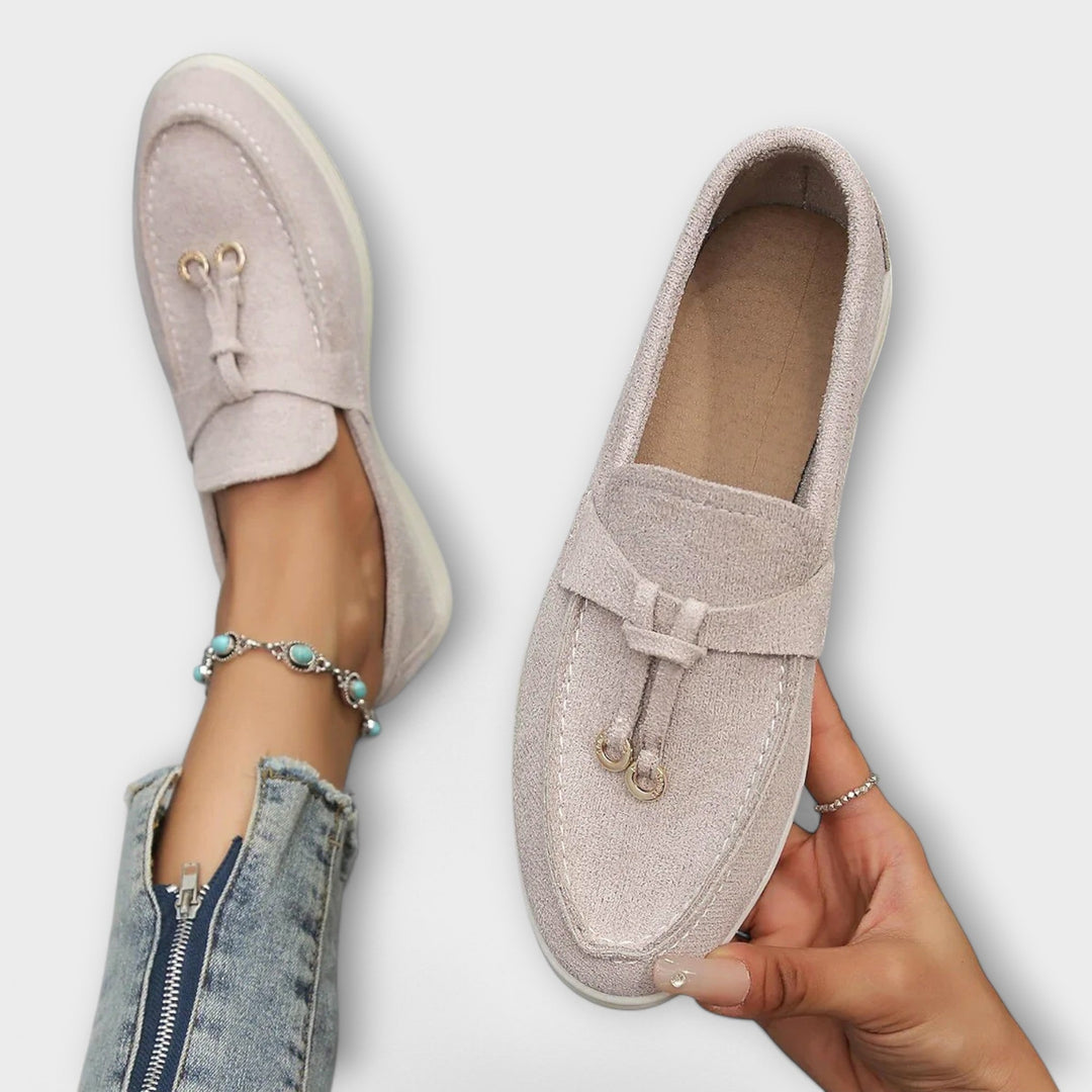 Gerlinde – Elegante beige Slipper