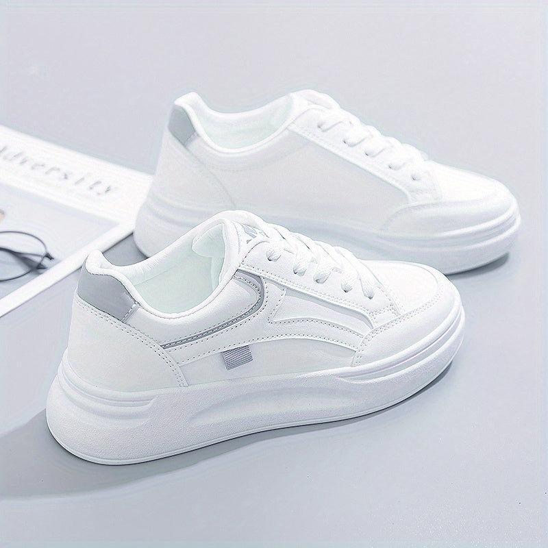 Chic weiße Sneakers mit leichtem Tragekomfort