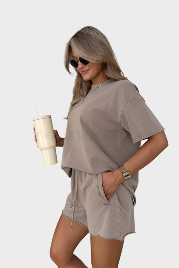 Lässigs Set mit T-Shirt und Jogginghose
