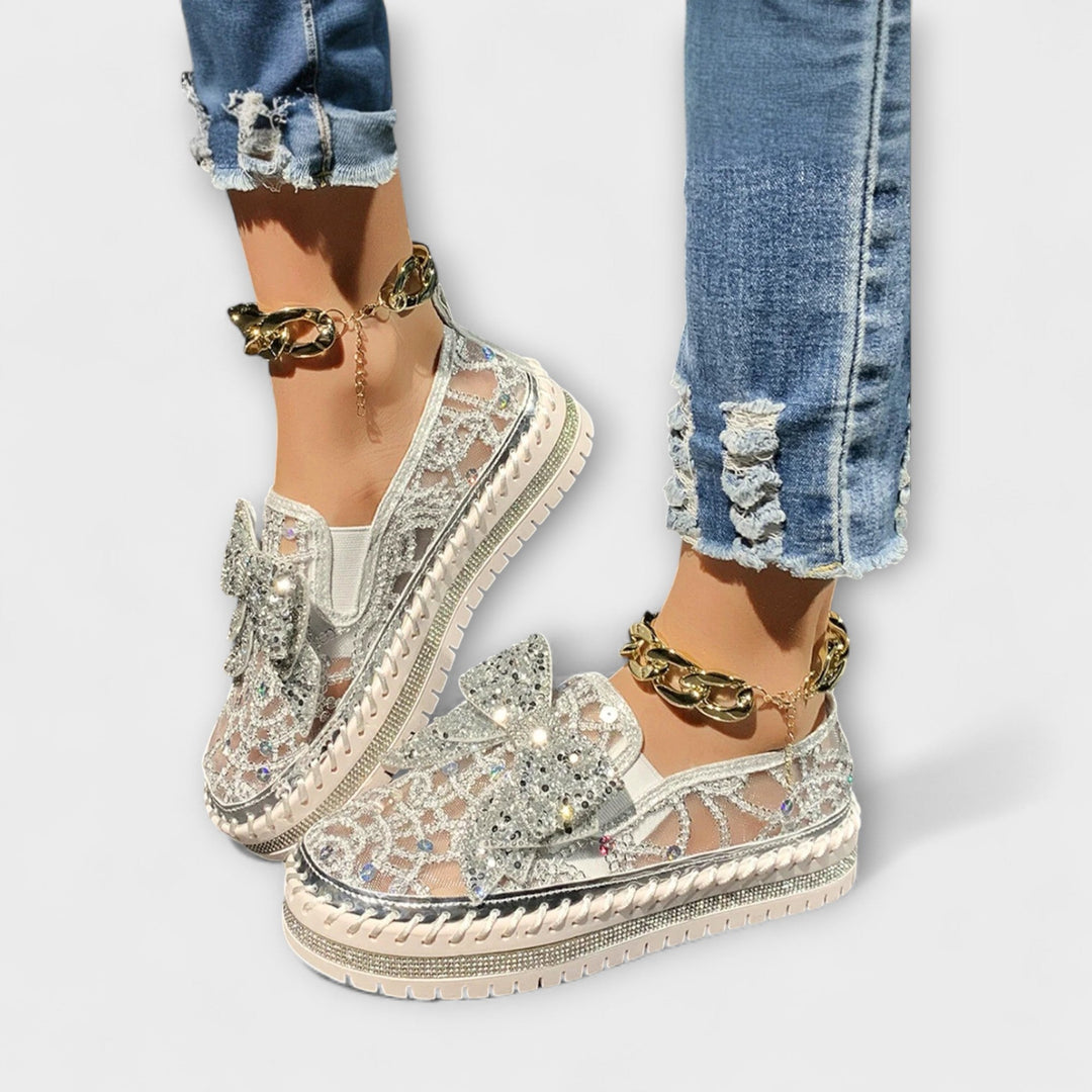 Roswita – Loafer mit Strass-Schleife