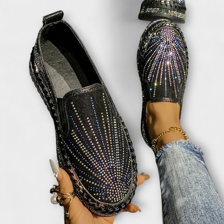 Sieglind – Slipper mit Strass-Verzierig