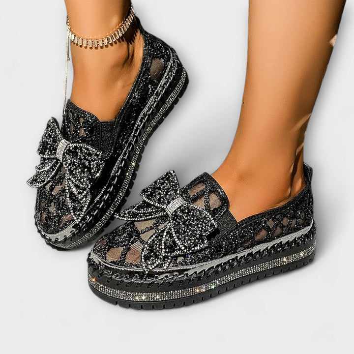 Roswita – Loafer mit Strass-Schleife