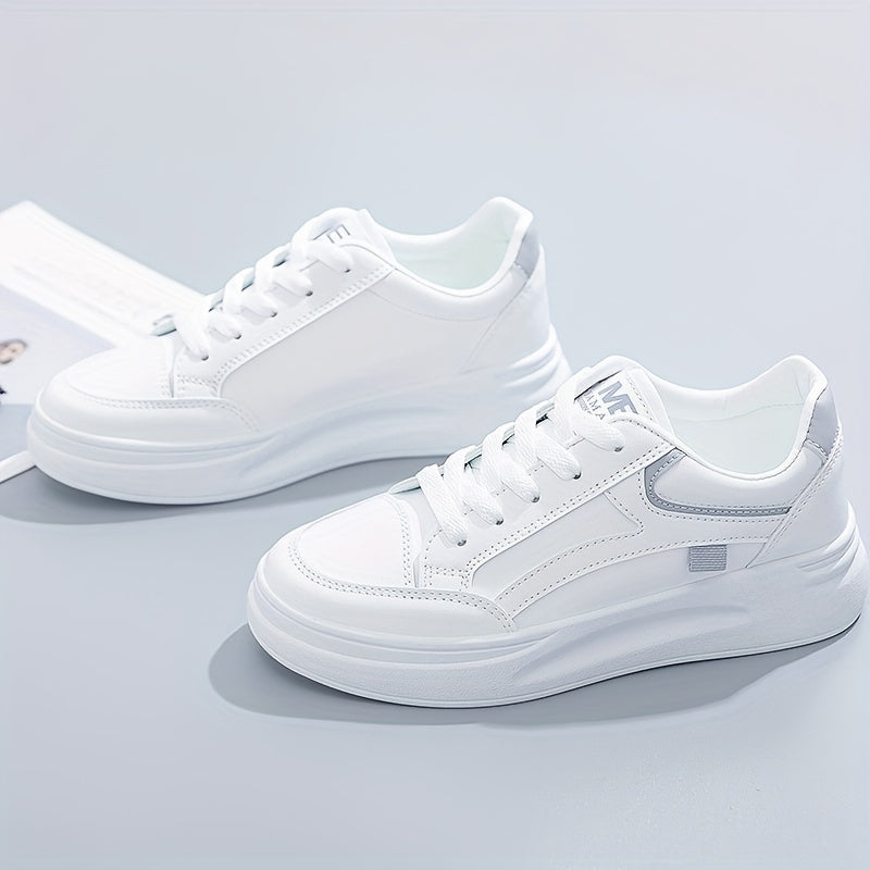 Chic weiße Sneakers mit leichtem Tragekomfort
