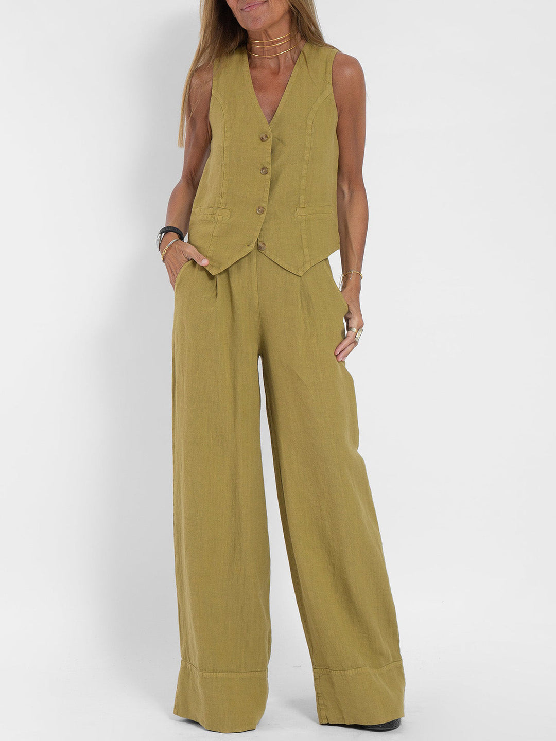 Aira - Ensemble Weste mit Knöpfen und weite Hose