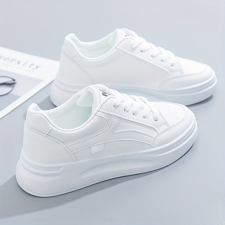 Chic weiße Sneakers mit leichtem Tragekomfort