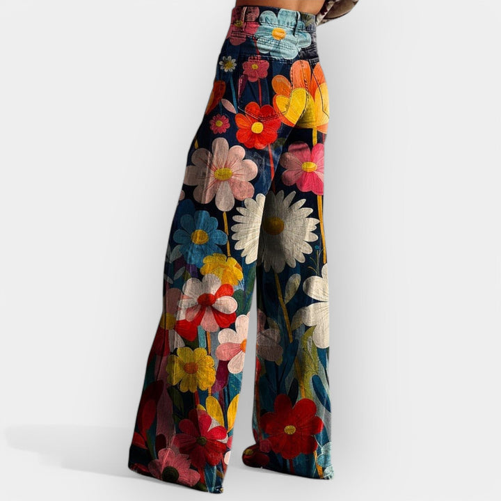 Laura – Bluemehose mit wiitem Bei