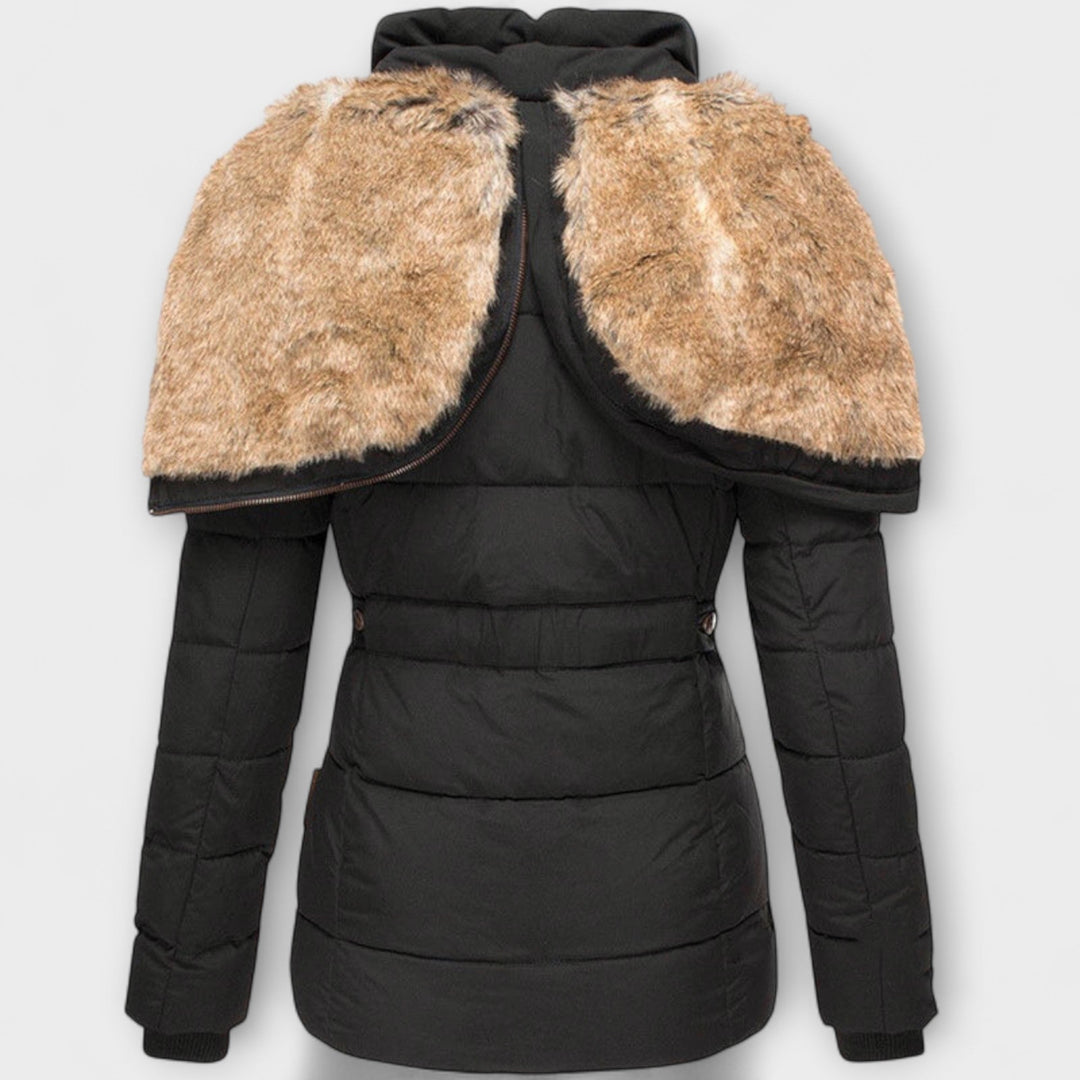 Tiana - Schwarze elegante Damenjacke mit Fellkapuze