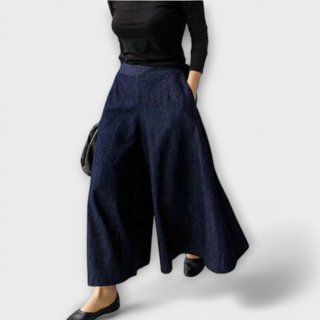 Antonia – Damehose mit wiitem Bei